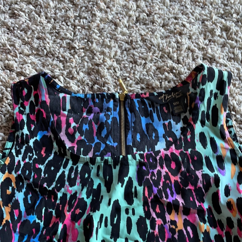 Leopard cold shoulder top - Picture 2 of 4